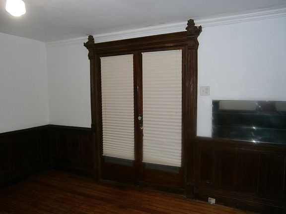 4th image of 271 Macdonough St #1