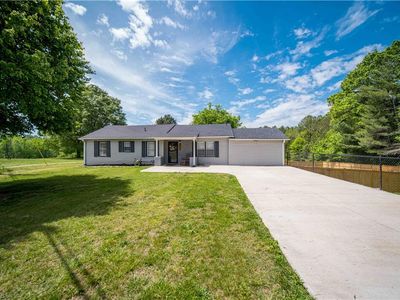 807 Rowe Rd, Lexington, NC, 27295