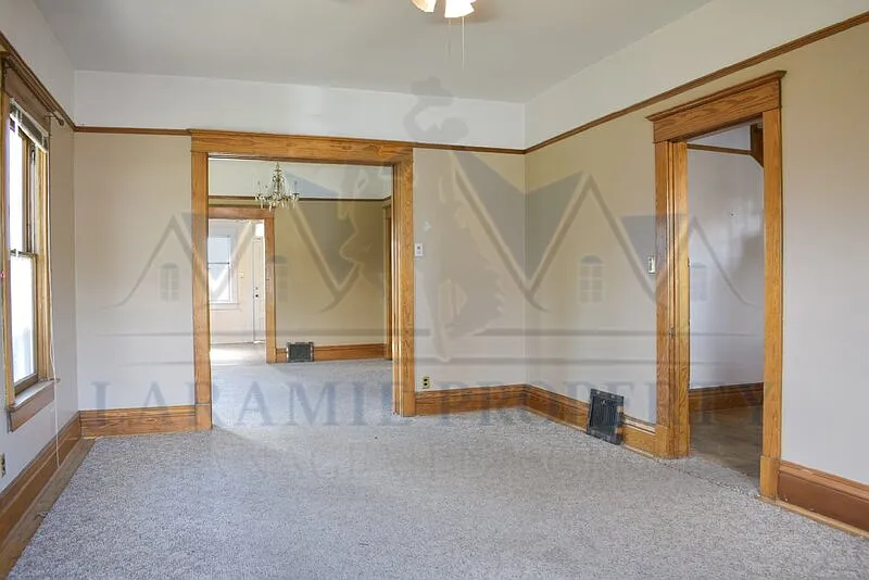 4 bed, 2.0 bath, 1812 sqft, $2,200 — Photo 3