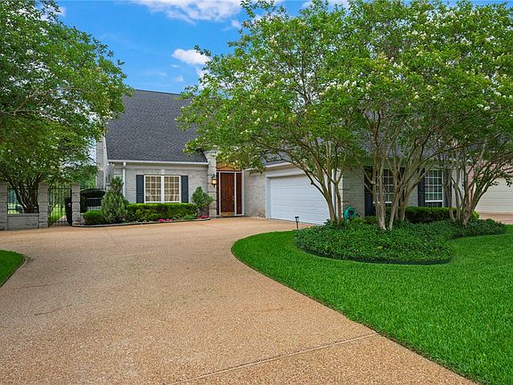 2nd image of 4754 Stonebriar Cir