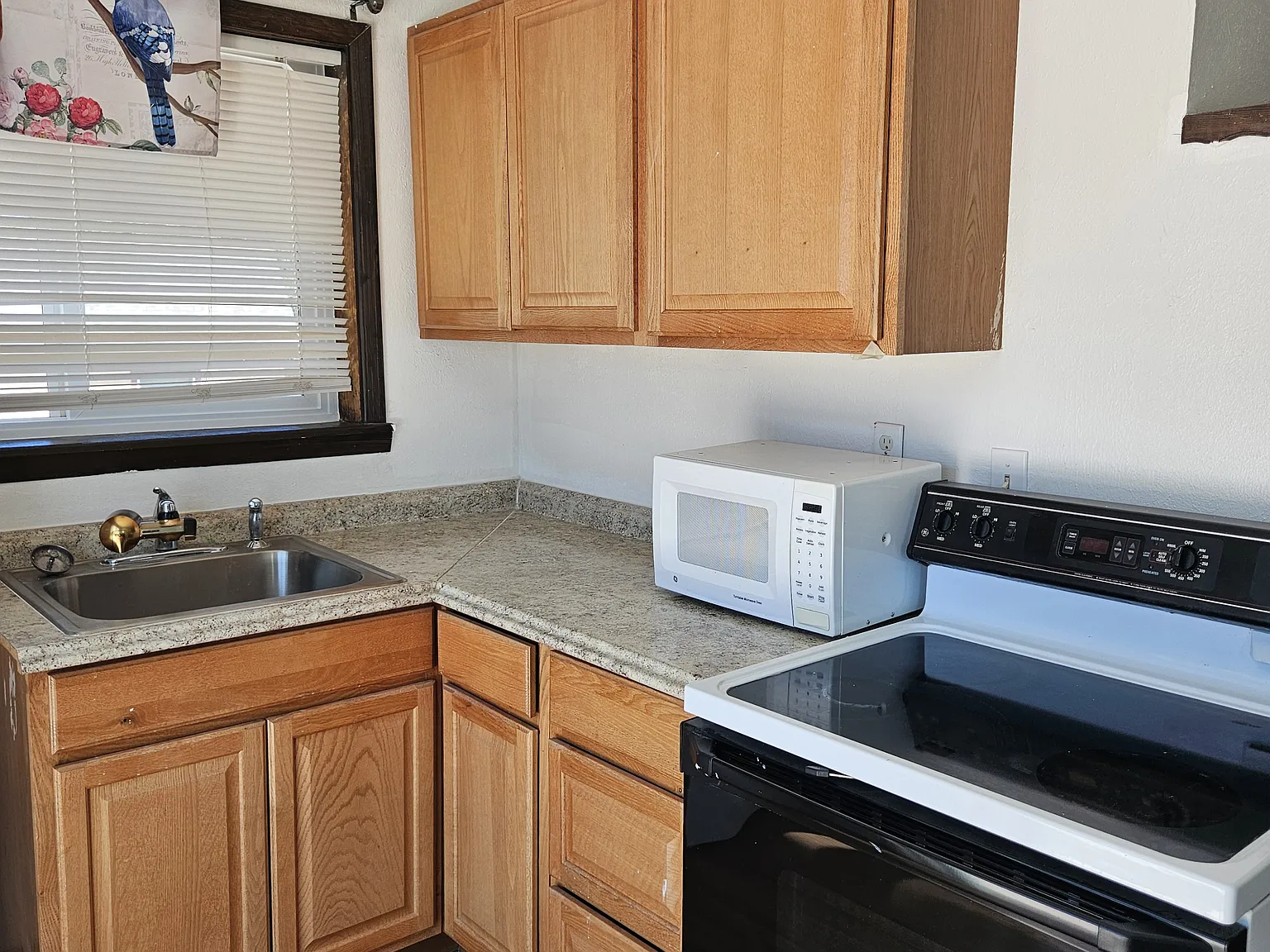 Isleta Blvd SW, Albuquerque — Photo 4