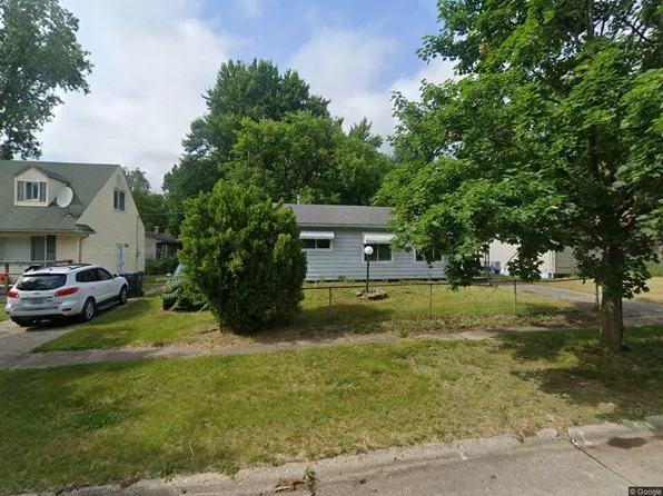 2807 Margate Cir, Flint, MI 48506