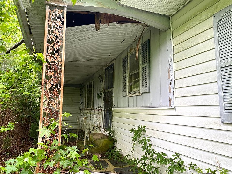1st image of 2767 Essex Mill Rd