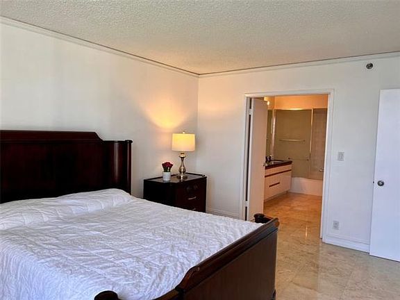 5th image of 3600 Mystic Pointe Dr APT 1214
