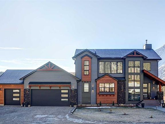 3rd image of 2616 W Valley Ridge Dr