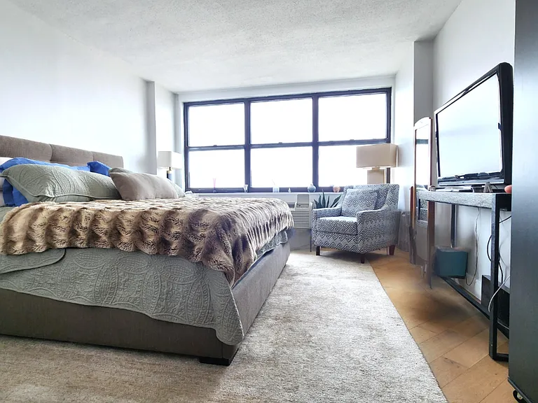 7004 Boulevard East #37A — Photo 6