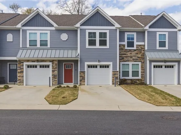 1000 Opal St #101, Suffolk, VA 23435