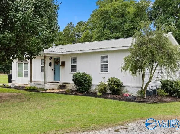 302 Kay Blvd, Gadsden, AL 35904