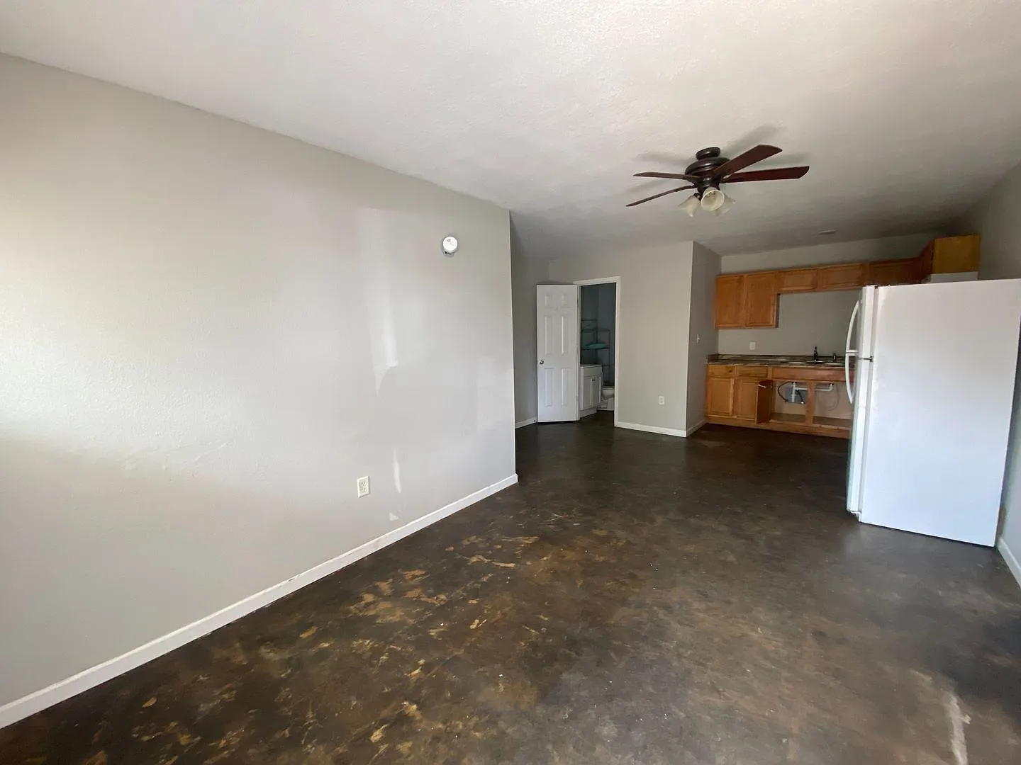 621 Krewson — Photo 2