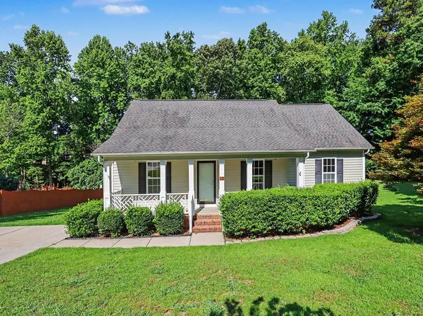 239 Jared Dr, Fuquay Varina, NC 27526