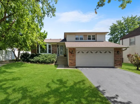 642 Kensington Way, Bolingbrook, IL 60440
