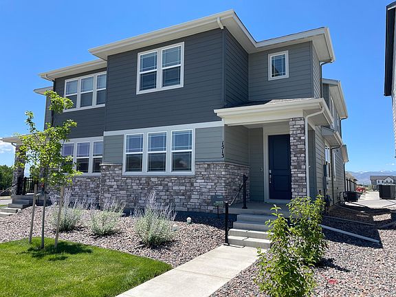 All yard maintenance is taken care of by HOA. Keyless entry.