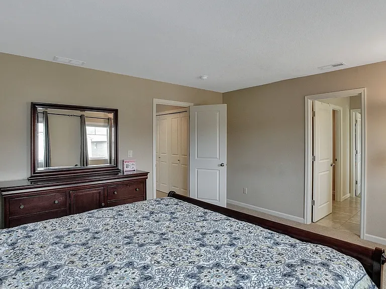 6196 NE Sherborne St — Photo 23
