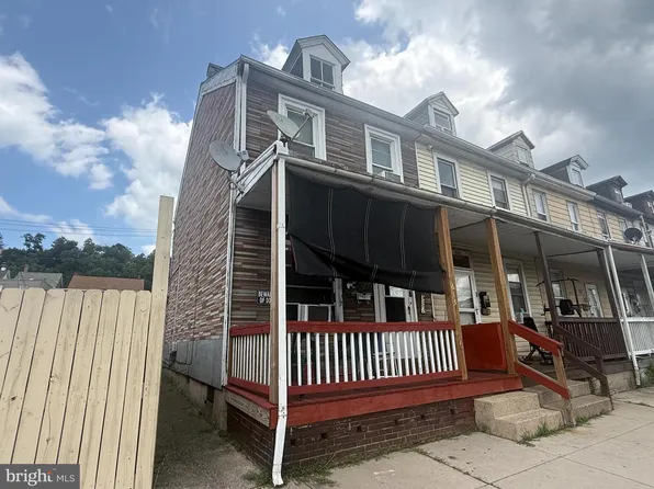 613 S Front St, Steelton, PA 17113