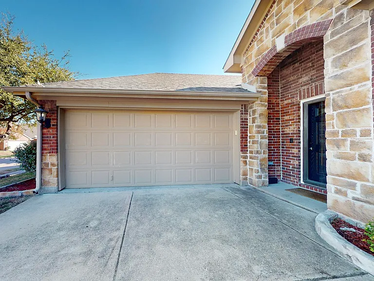 6904 Dream Dust Dr — Photo 8