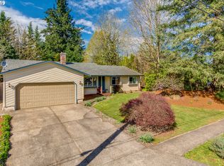 39355 Dubarko Rd, Sandy, OR 97055