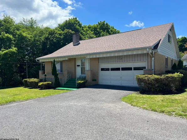 297 S Price St, Kingwood, WV 26537