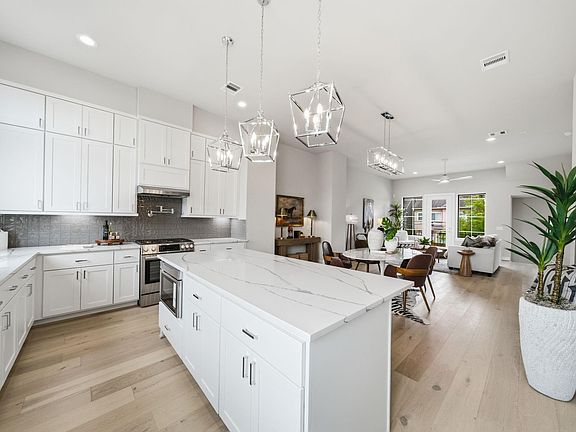 5th image of 1715 Bologna Ln