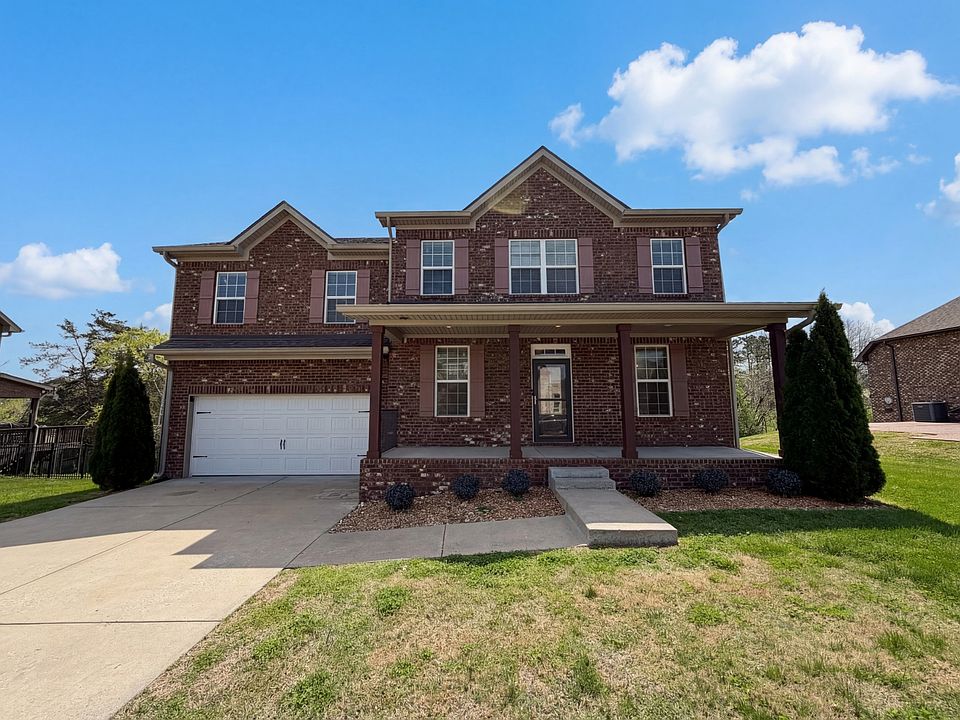 1st image of 210 Hickory Pointe Dr