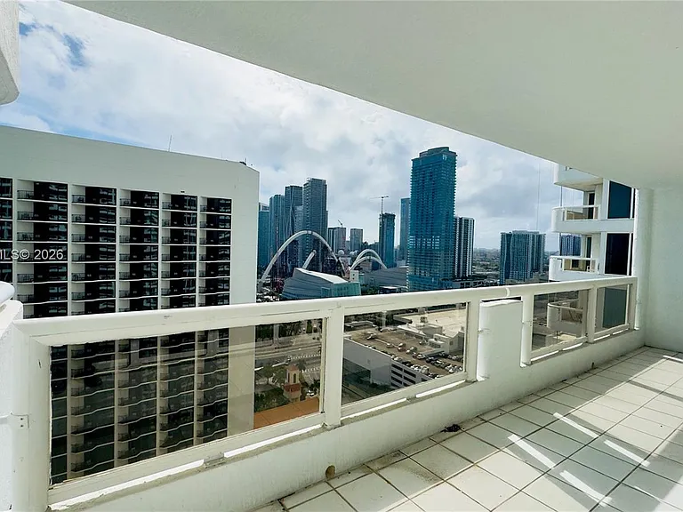 1717 N Bayshore Dr #A-3242 — Photo 18