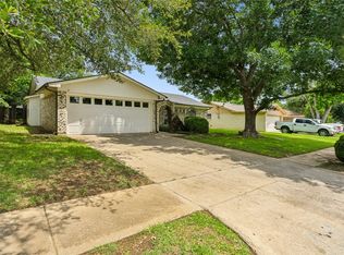 712 NW Ann Lois Ln, Burleson, TX 76028