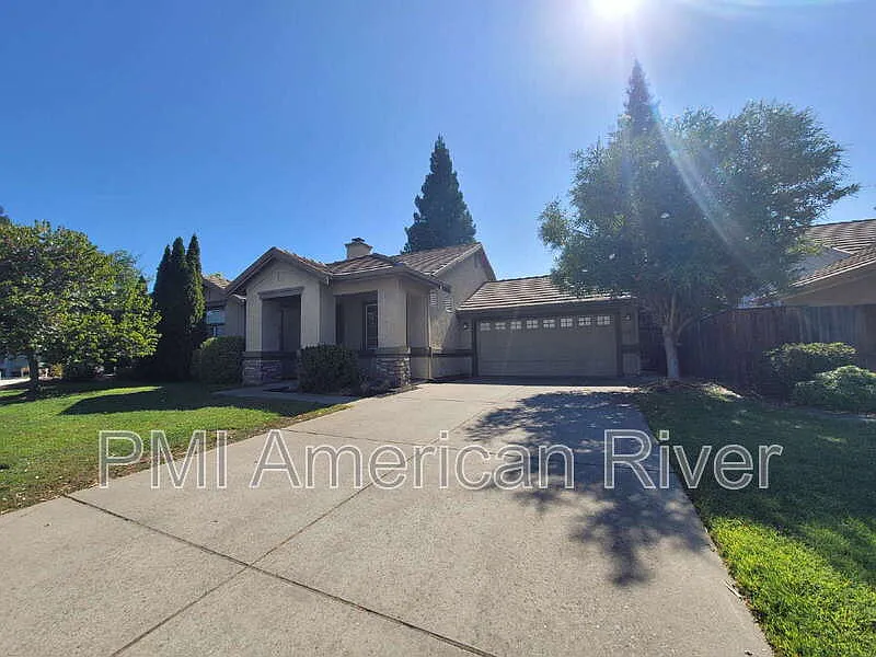 1105 Brookline Cir