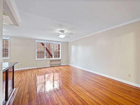 5th image of 8825 153rd St APT 1L