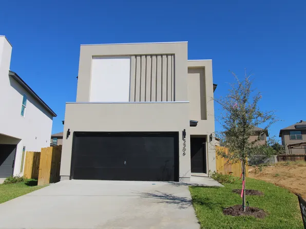 3306 Edmundo Lopez Dr, Laredo, TX 78046