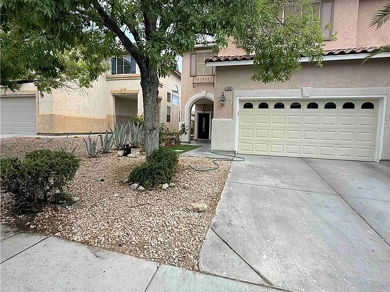 3588 White Mountain St — Photo 2