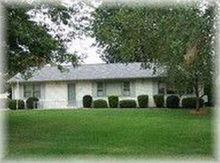 26060 Lannys Rd, Novi, MI 48375