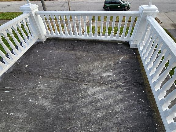 2nd image of 3722 Chelton Rd #3722