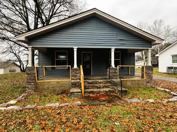 447 Cotter St, Ringgold, GA 30736