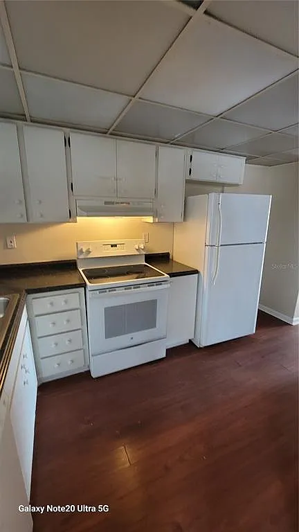 2 bed, 1.5 bath, 1068 sqft, $1,450 — Photo 3