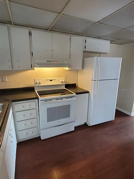 122 N Kings Ave #202 — Photo 3