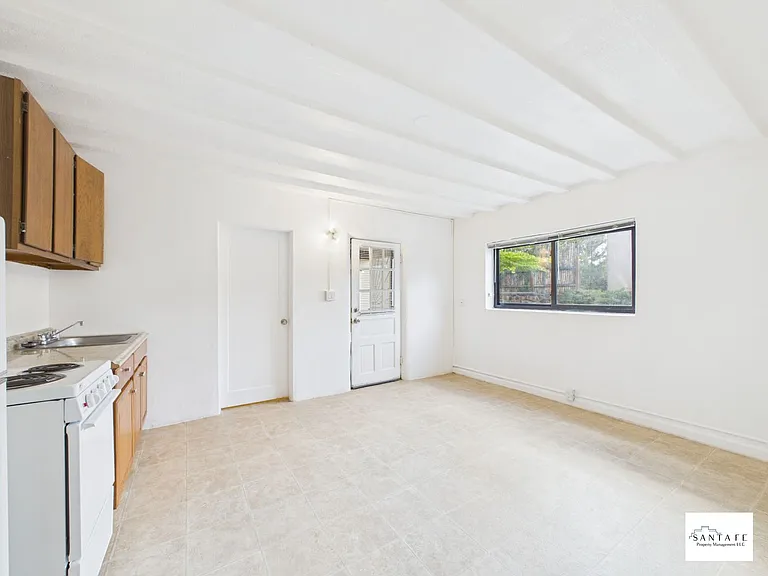 510 Sunset St — Photo 13