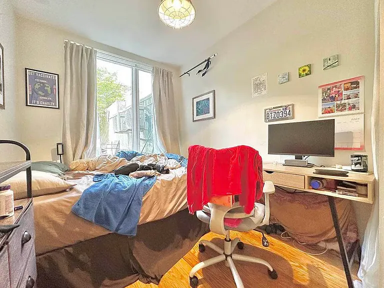 189 Johnson Ave #1B — Photo 4