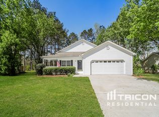102 Melleray Ct, Villa Rica, GA 30180