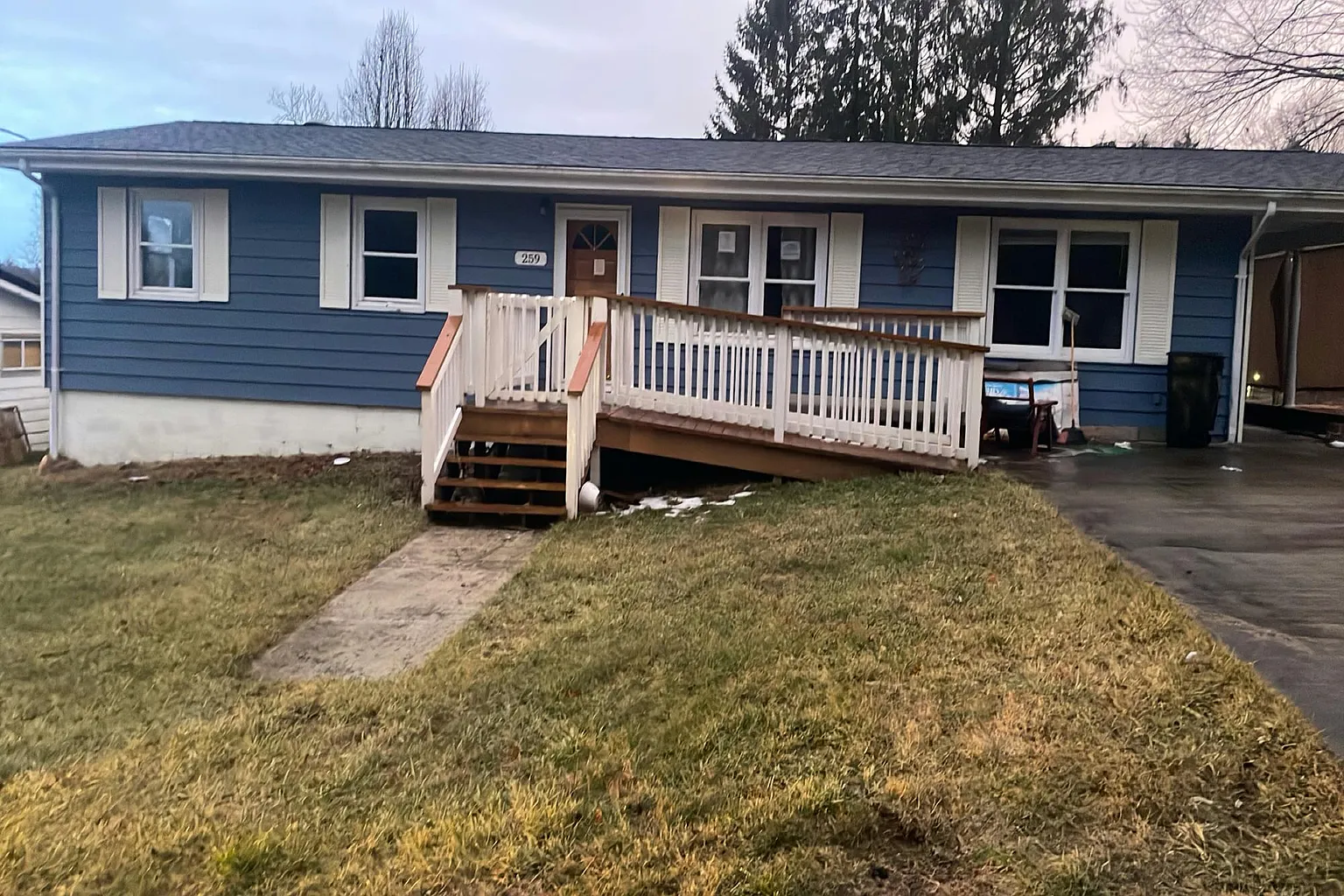 259 Rustic Hill Dr photo 1