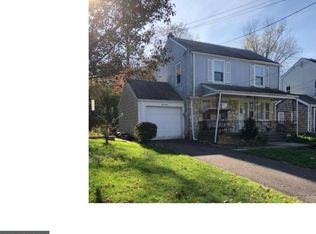 99 Palmer Ln, Ewing, NJ 08618