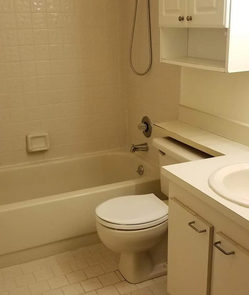 2 bed, 1.5 bath, 880 sqft, $2,000 — Photo 4