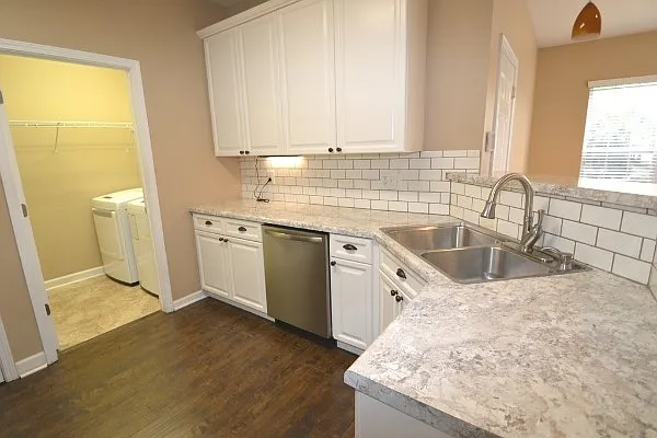 109 Honey Creek Ln — Photo 7