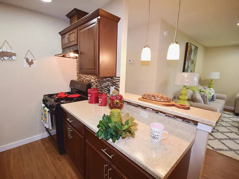 Buffalo Ridge Apartments — Photo 11