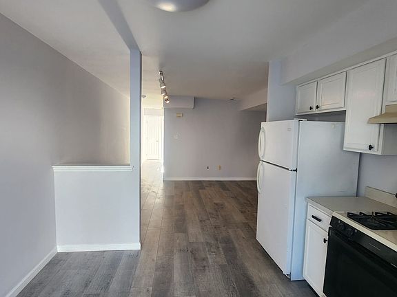 4th image of 27 Spruce Ln #A