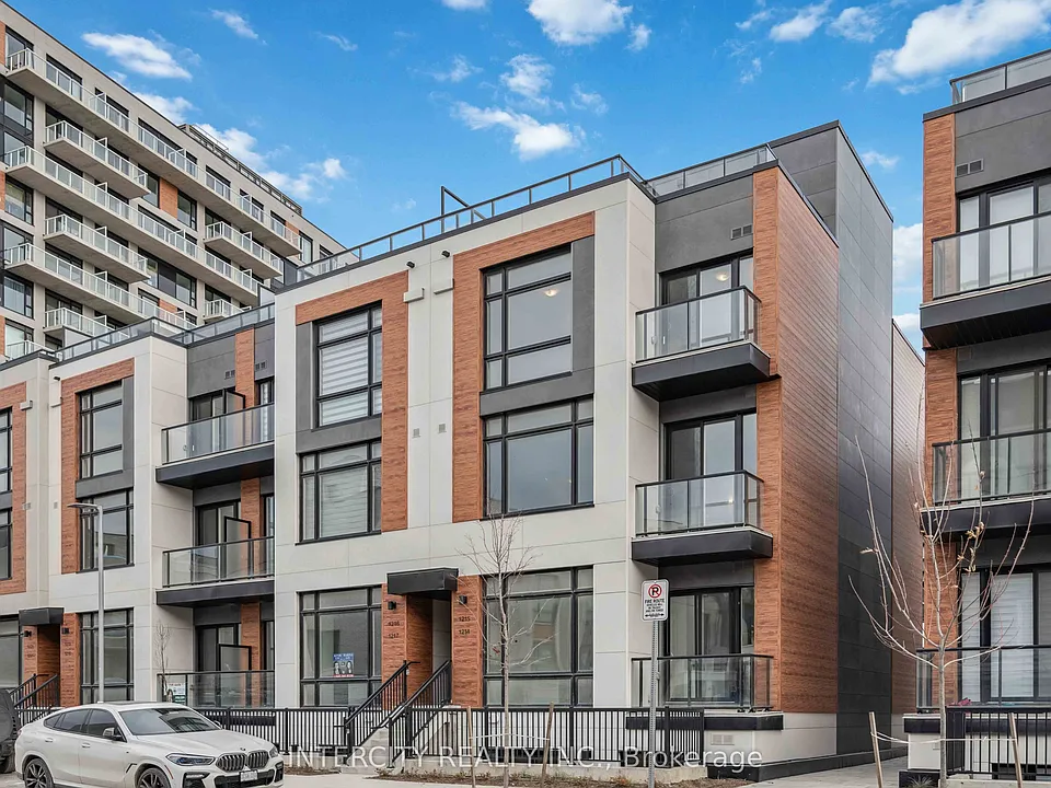 8 David Eyer Rd #1215