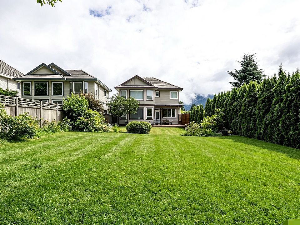 1st image of 1700 Paddock Dr