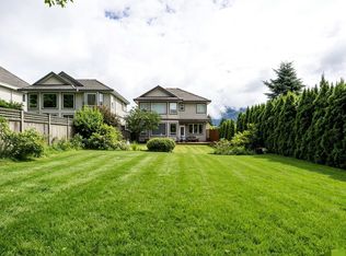 1700 Paddock Dr, Coquitlam, BC V3E 3N8
