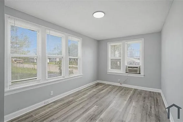 1600 Purdue Ave — Photo 16