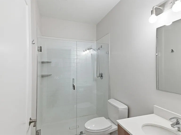 999 Hancock St #509 — Photo 16