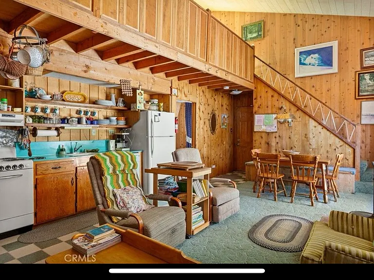 577 Oak Knoll Cir — Photo 11