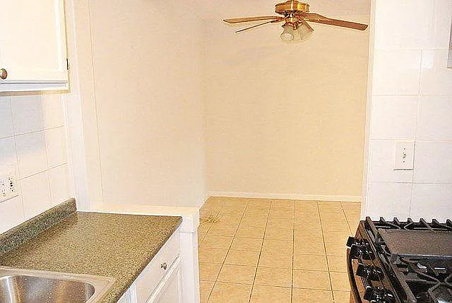 630 Mesa Dr #313 — Photo 6